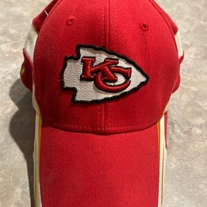 KANSAS CITY CHIEFS VINTAGE REEBOK TEAM APPAREL FITTED HAT OSFM